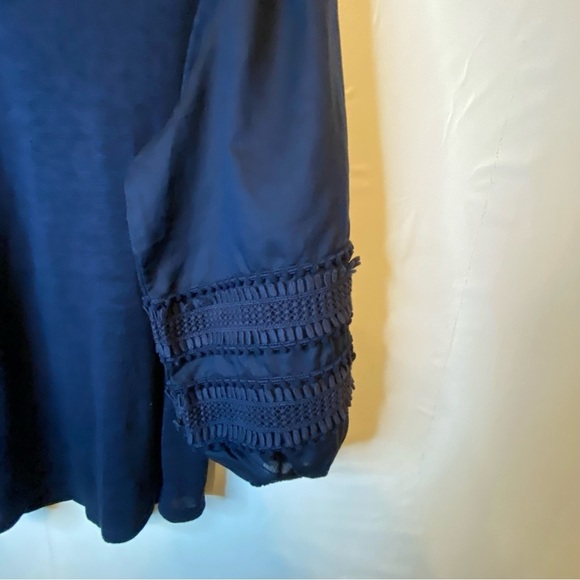 Chico’s V-Neck Blue Bishop Sleeve Linen Size1(med)Blouse - Picture 2 of 10